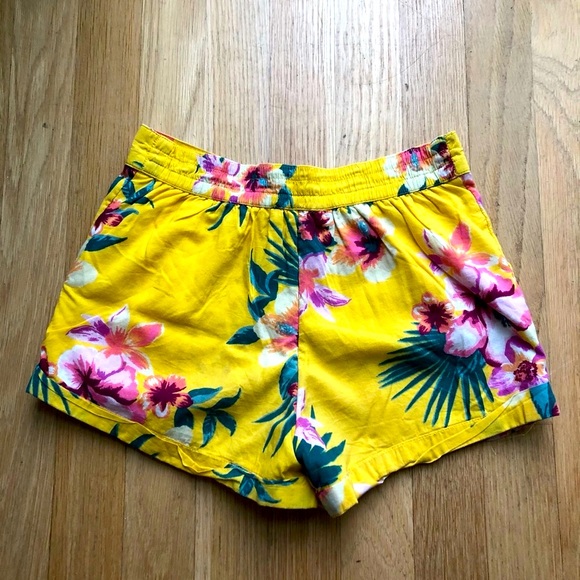 Abercrombie Cotton Shorts - Picture 1 of 3